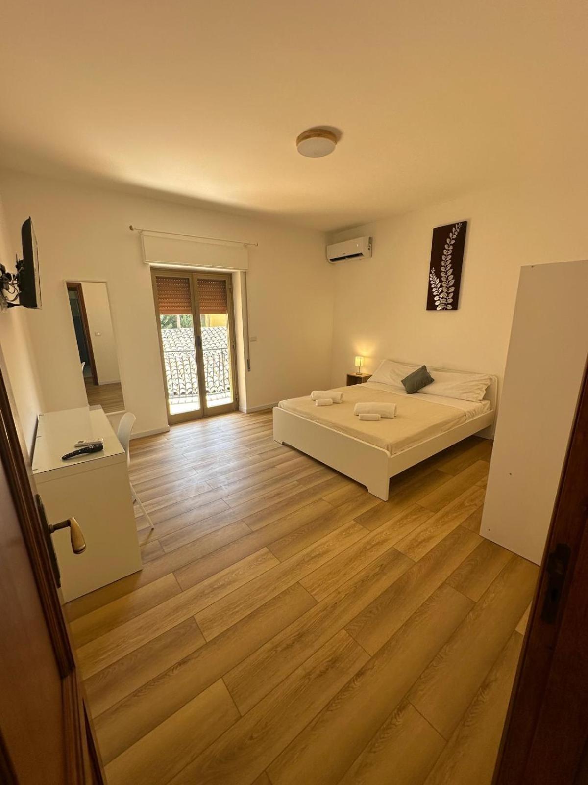 We Home Taormina Center With Parking Extérieur photo